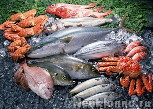 Почти 400 кг потенциально опасной рыбы и морепродуктов изъяли на рынке в Приморье